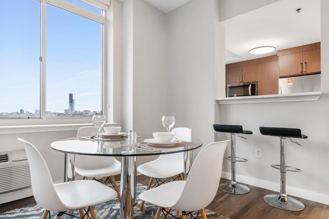 Bluebird Suites near Newport Centre Jersey City Extérieur photo