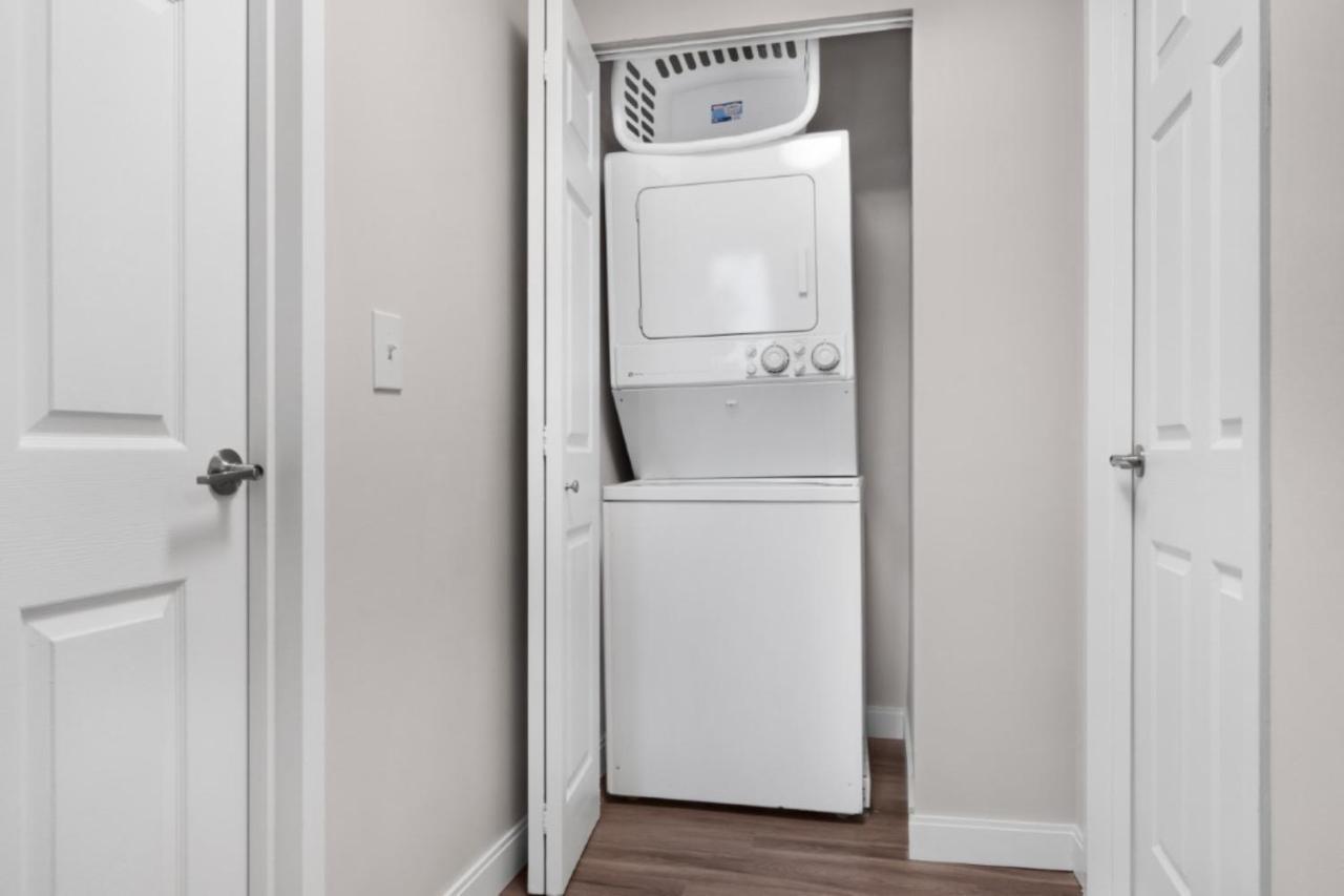 Bluebird Suites near Newport Centre Jersey City Extérieur photo